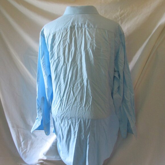 Charles Tyrwhitt Blue Herringbone Button Down Size 17/34 Classic Fit 100% Cotton - Picture 5 of 8